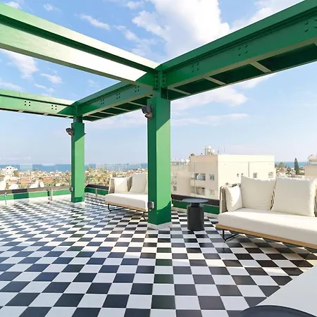 Liv The Adults Only Appartamento Larnaca