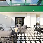 شقة Maestro St Lazar (adults Only) لارنكا
