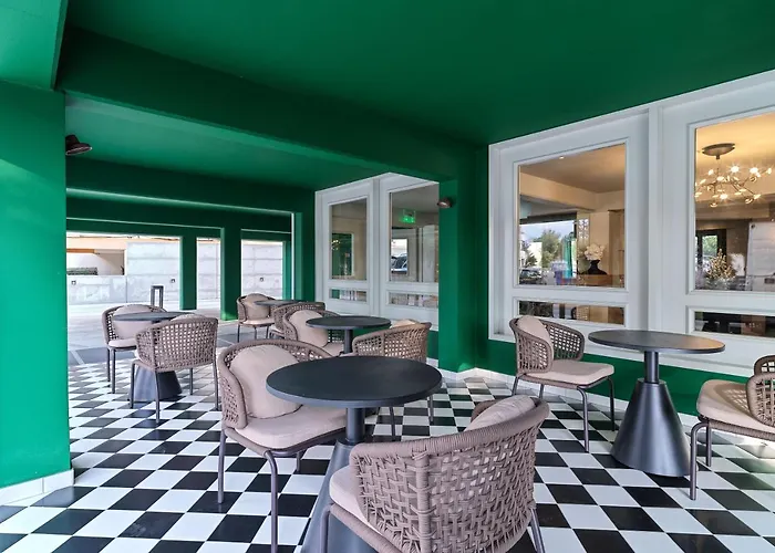 Liv The Adults Only * Larnaca