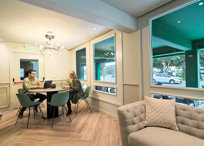 Liv The Adults Only Apartmán Larnaca